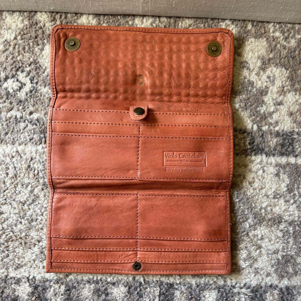 Viola Castellani Women's Vintage Italian Leather Studded Trifold Clutch Wallet - Picture 3 of 15